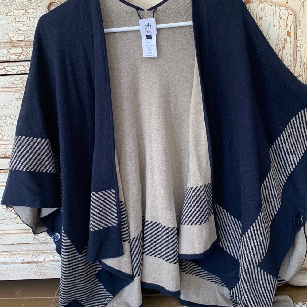 Cabi reversible poncho